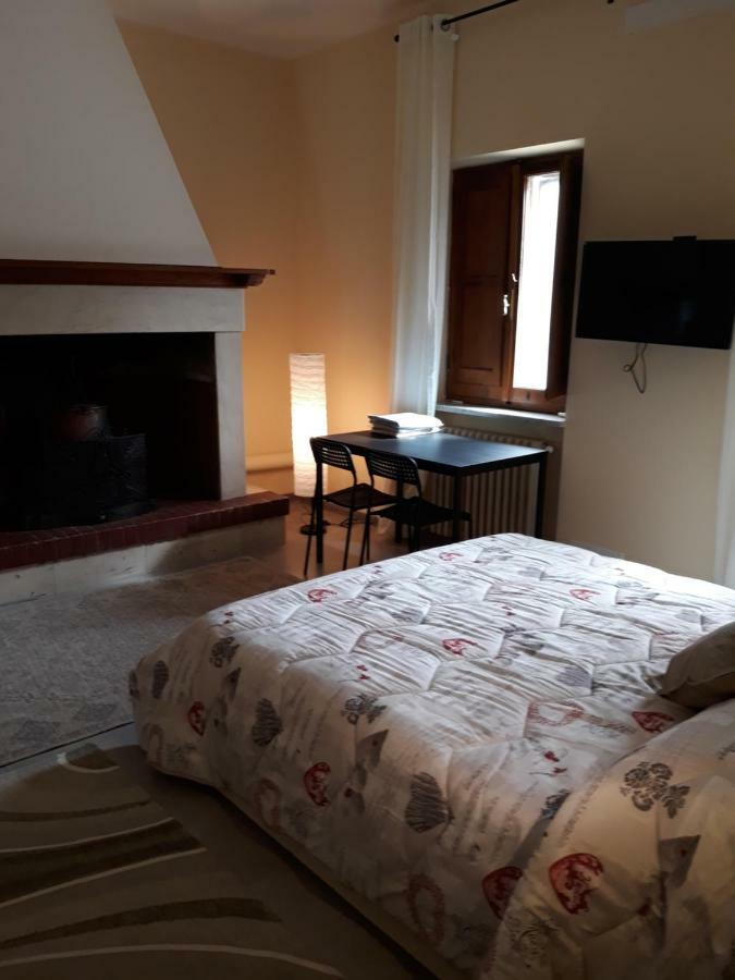 Villa Immersa Nel Verde LʼAquila Extérieur photo